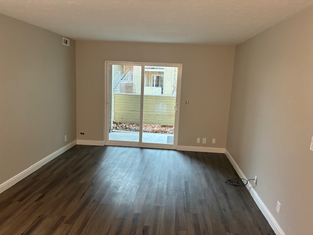 Midvale Condo: 1206 E Waterside Cv