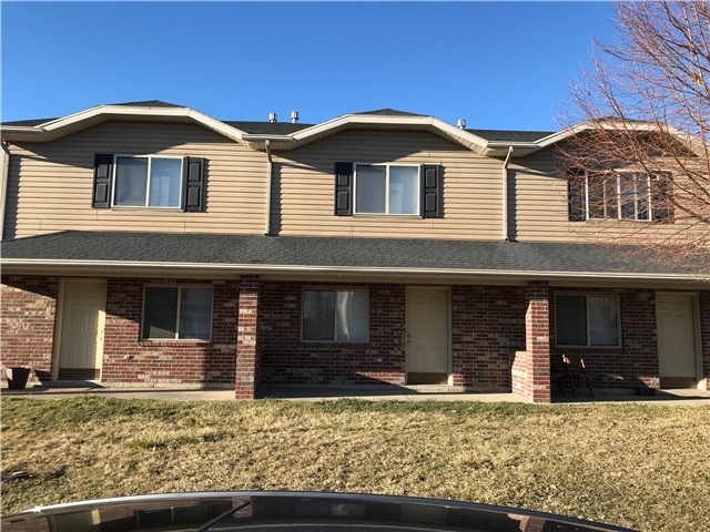 Logan Townhome: 153 W 1140 N