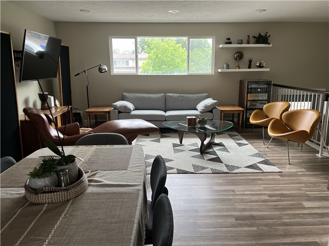 Magna Single Room: 3243 S Montclair St