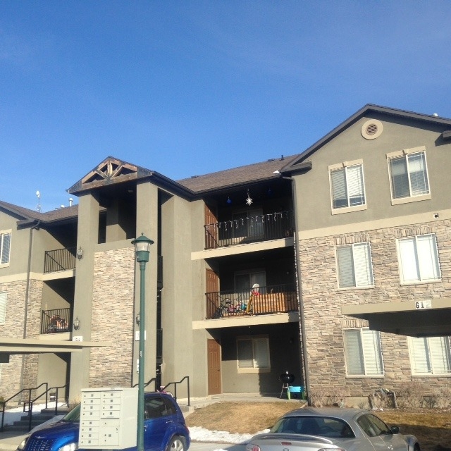 Eagle Mountain Condo: 3569 E Rock Creek Rd