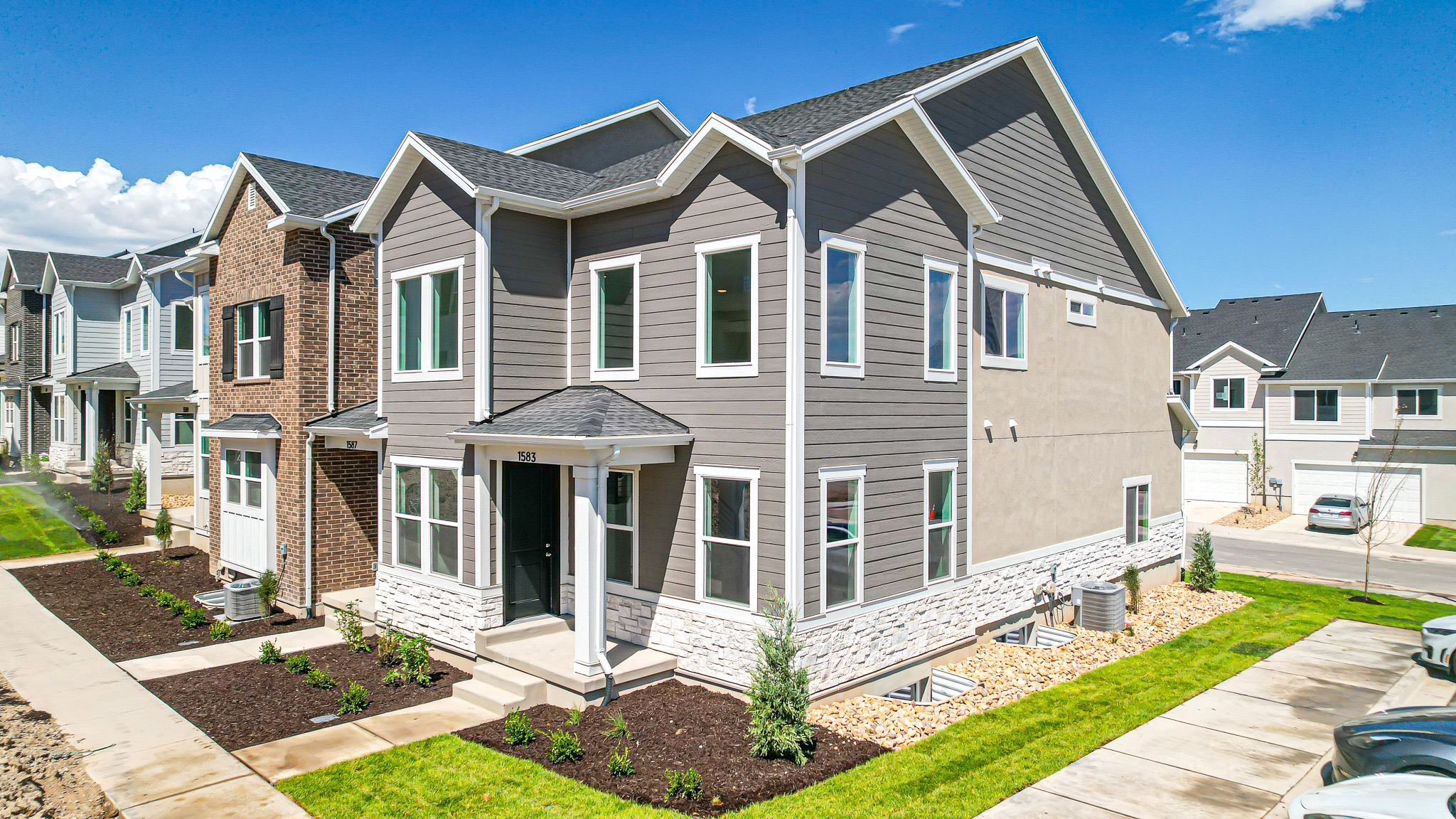 Saratoga Springs Townhome: 1583 W Stark Dr