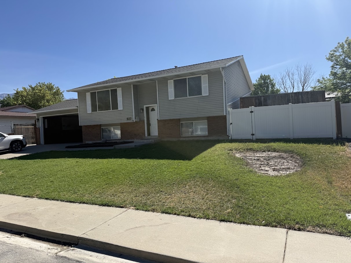 Vineyard House: 927 S 1635 W