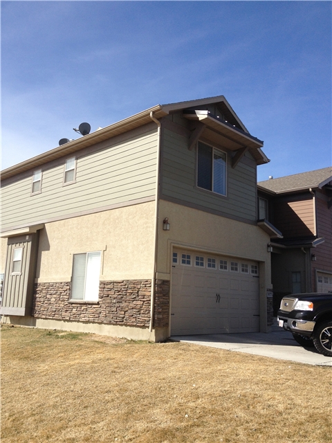 South Jordan Townhome: 3877 W Sage Luigi Ct
