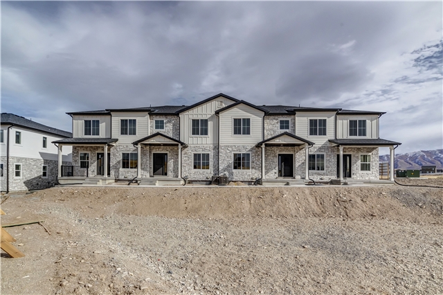 Tooele Townhome: 515 W Caroles Way