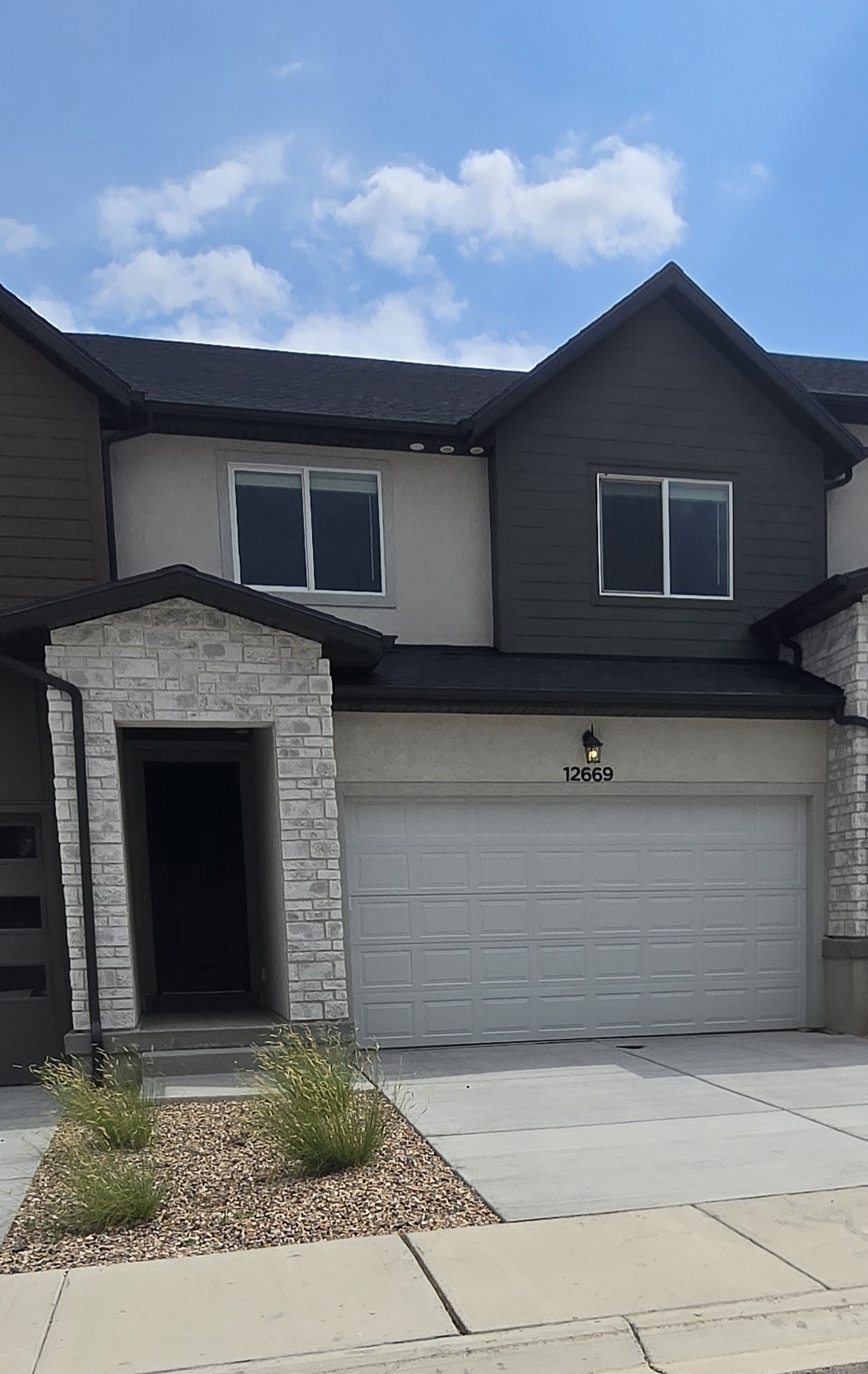Herriman Townhome: 12669 S Mist Falls Cv