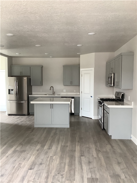 Spanish Fork Townhome: 1223 South Ln