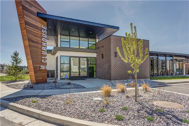 Vineyard Apartment: 250 N Mill Road