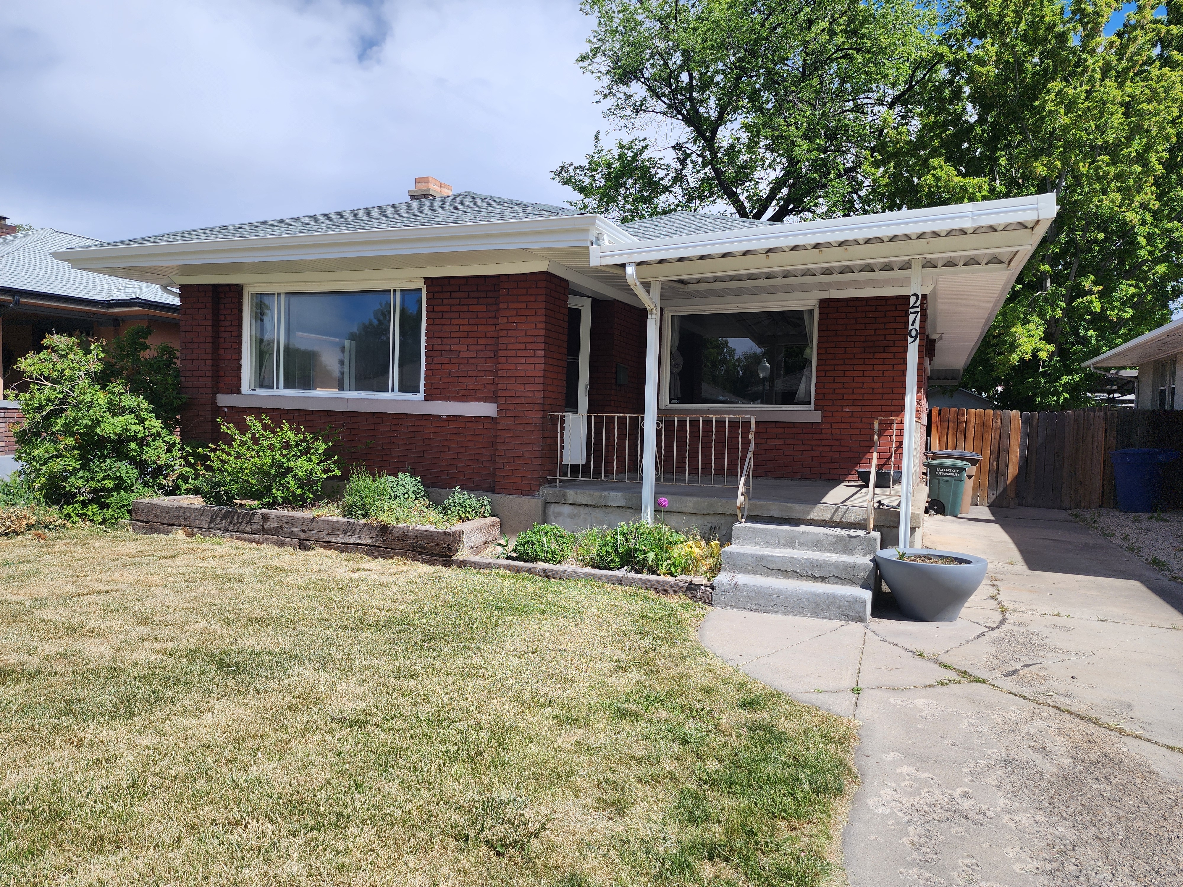 Salt Lake City House: 279 E Hubbard Ave