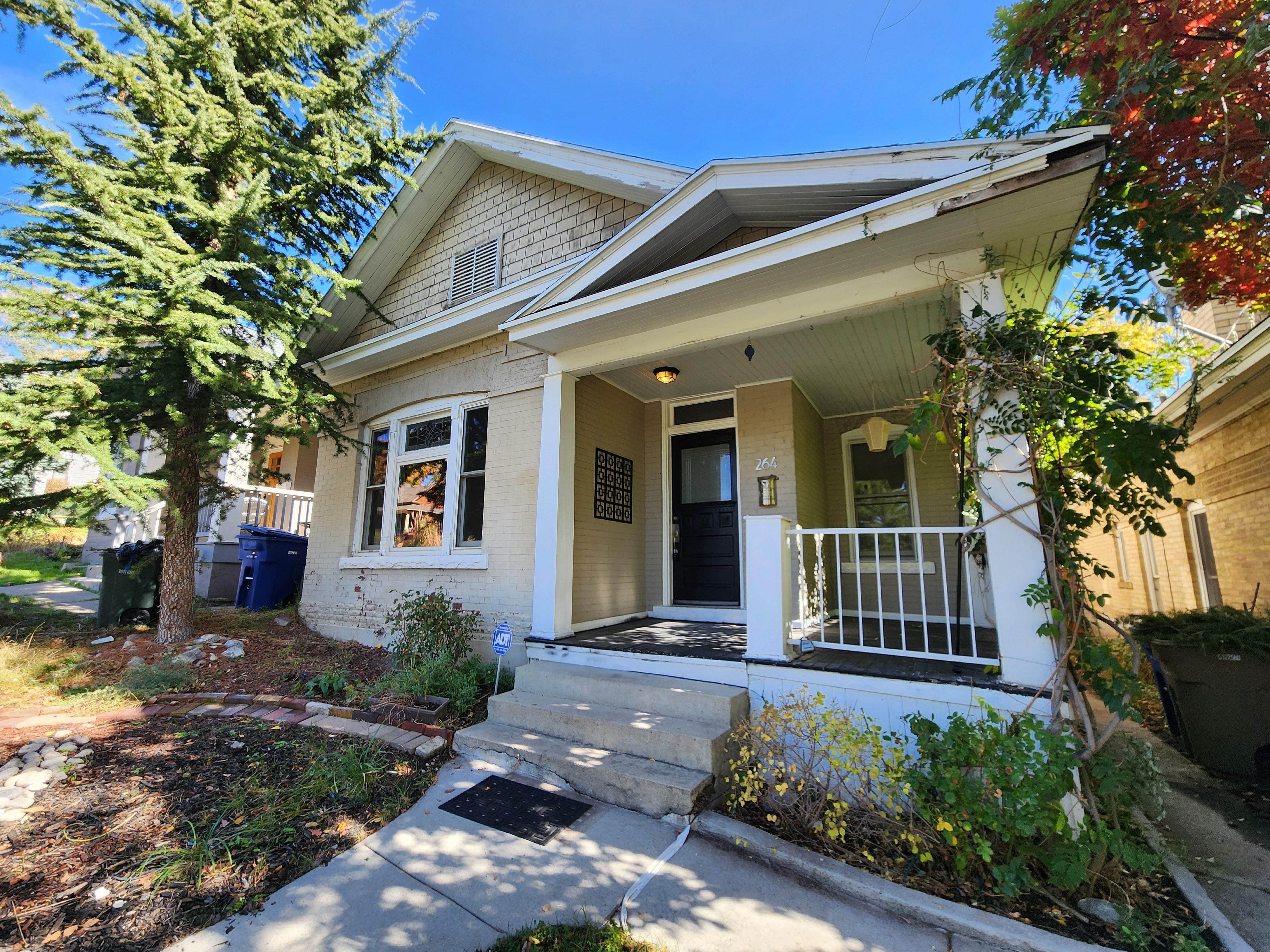 Salt Lake City House: 264 J St