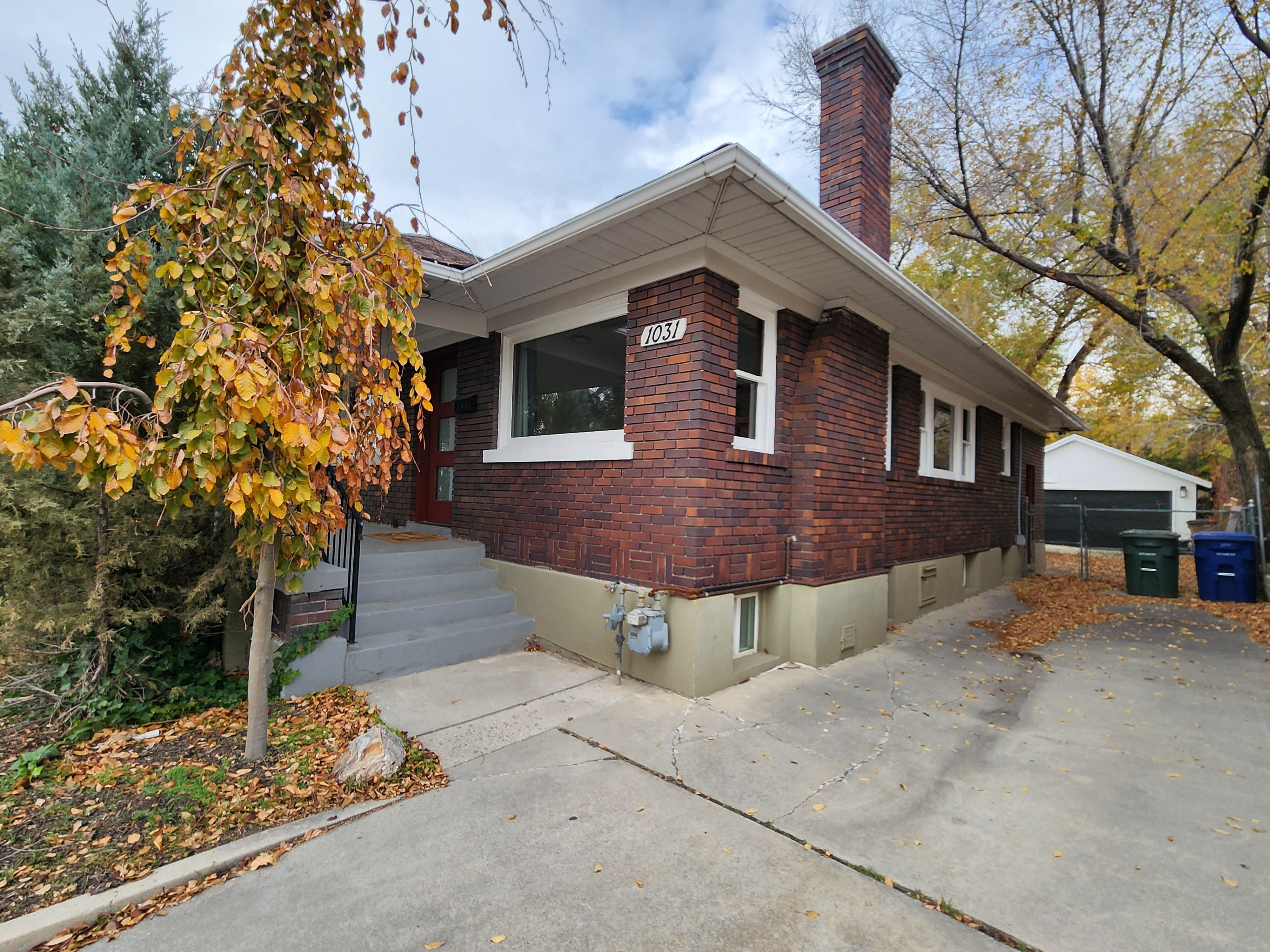 Salt Lake City House: 1031 E 800 S