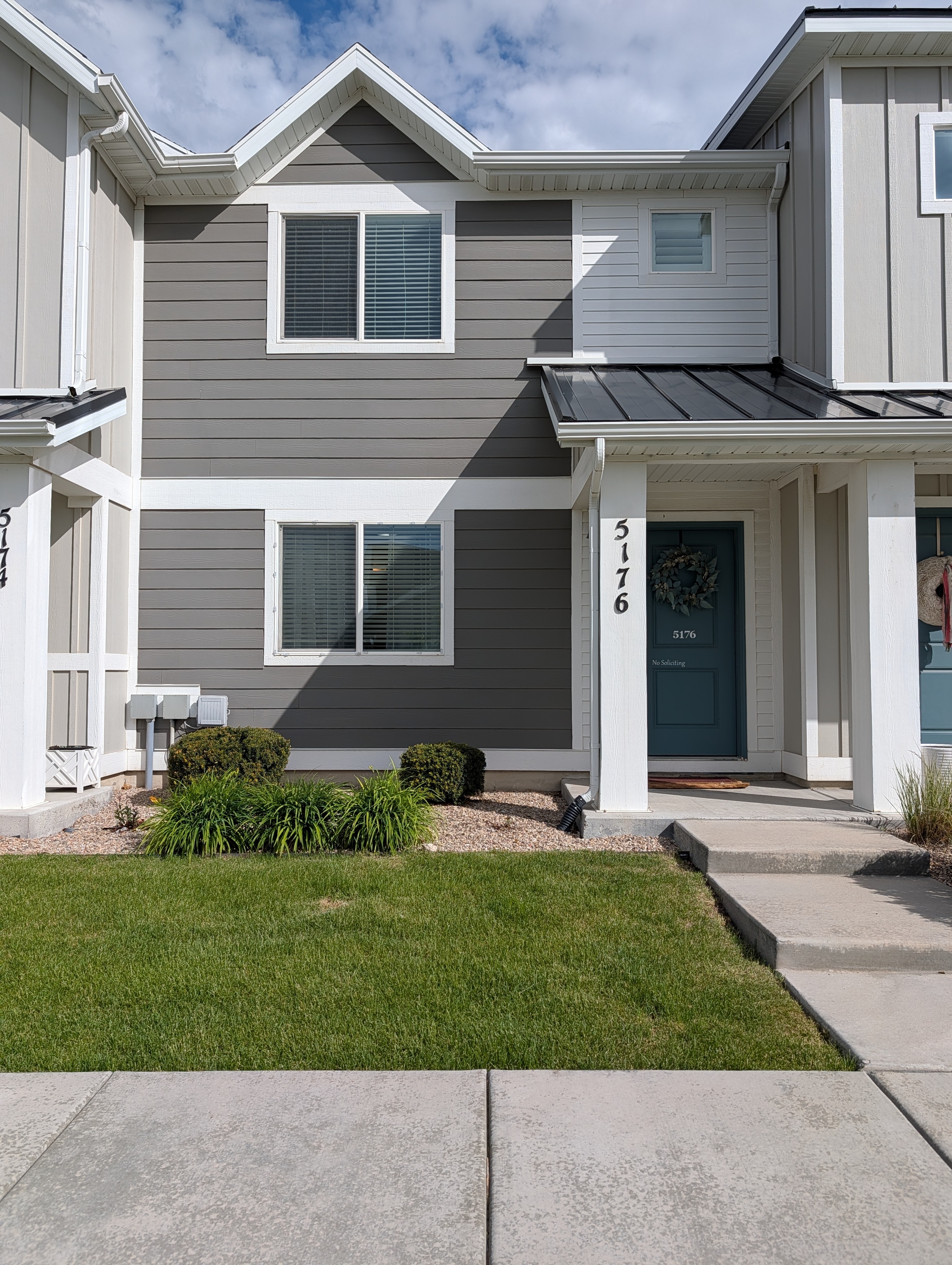 Herriman Townhome: 5176 W Aria Ct