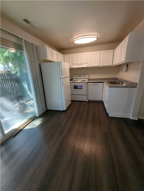 Salt Lake City Apartment: 3989 S 900 E