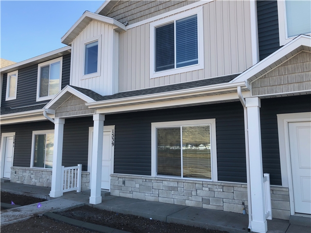 Hyrum Townhome: 1539 E 320 S