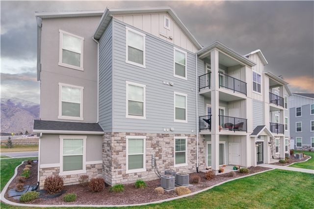 Springville Condo: 600 W 400 S