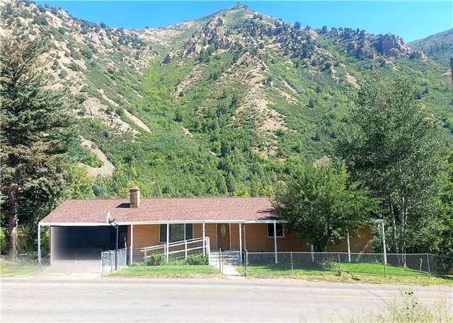 Springville House: 175 Hobble Creek Canyon Rd
