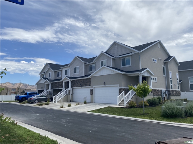 Lehi Single Room: 52 N 2200 W