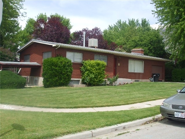 Provo Apartment: 19 E 1990 N