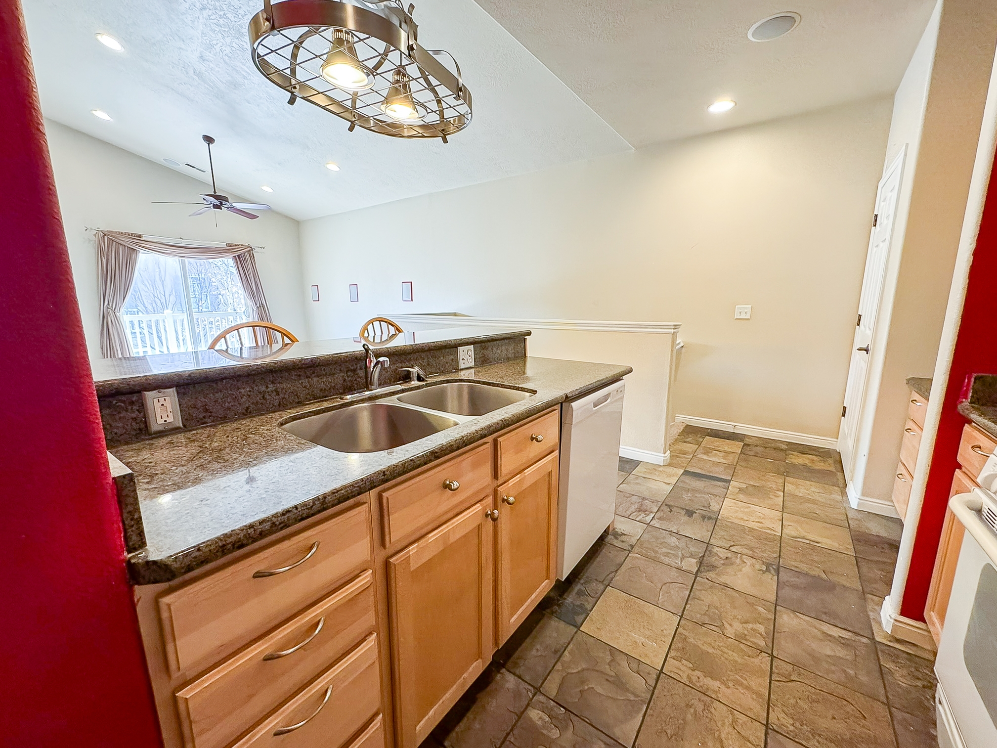 Pleasant Grove Townhome: 1552 W 110 N