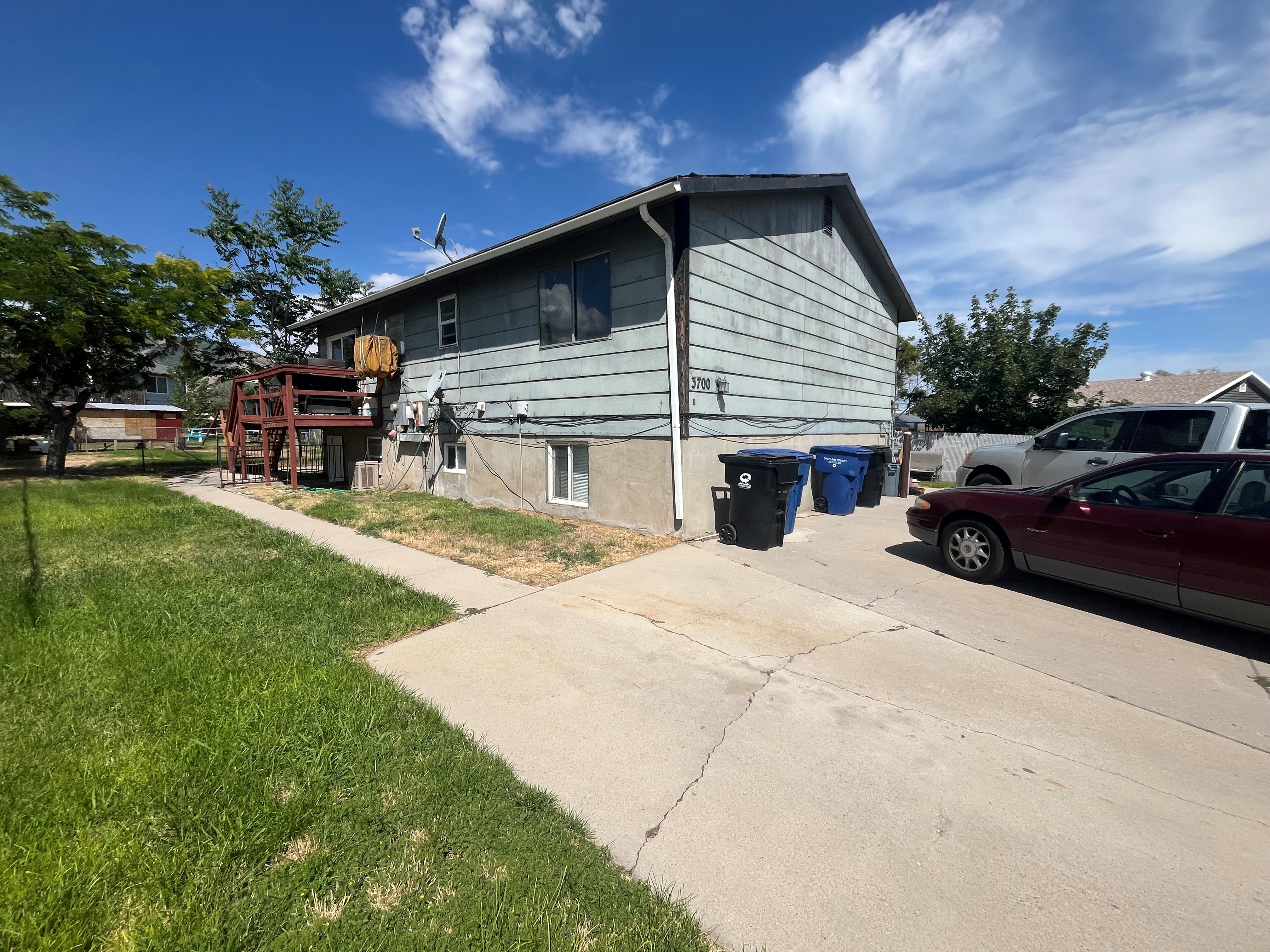Magna House: 3700 S Jefferson Cir