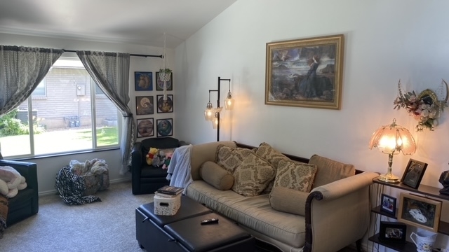 West Jordan Single Room: 40 S Santa Rosa Pl