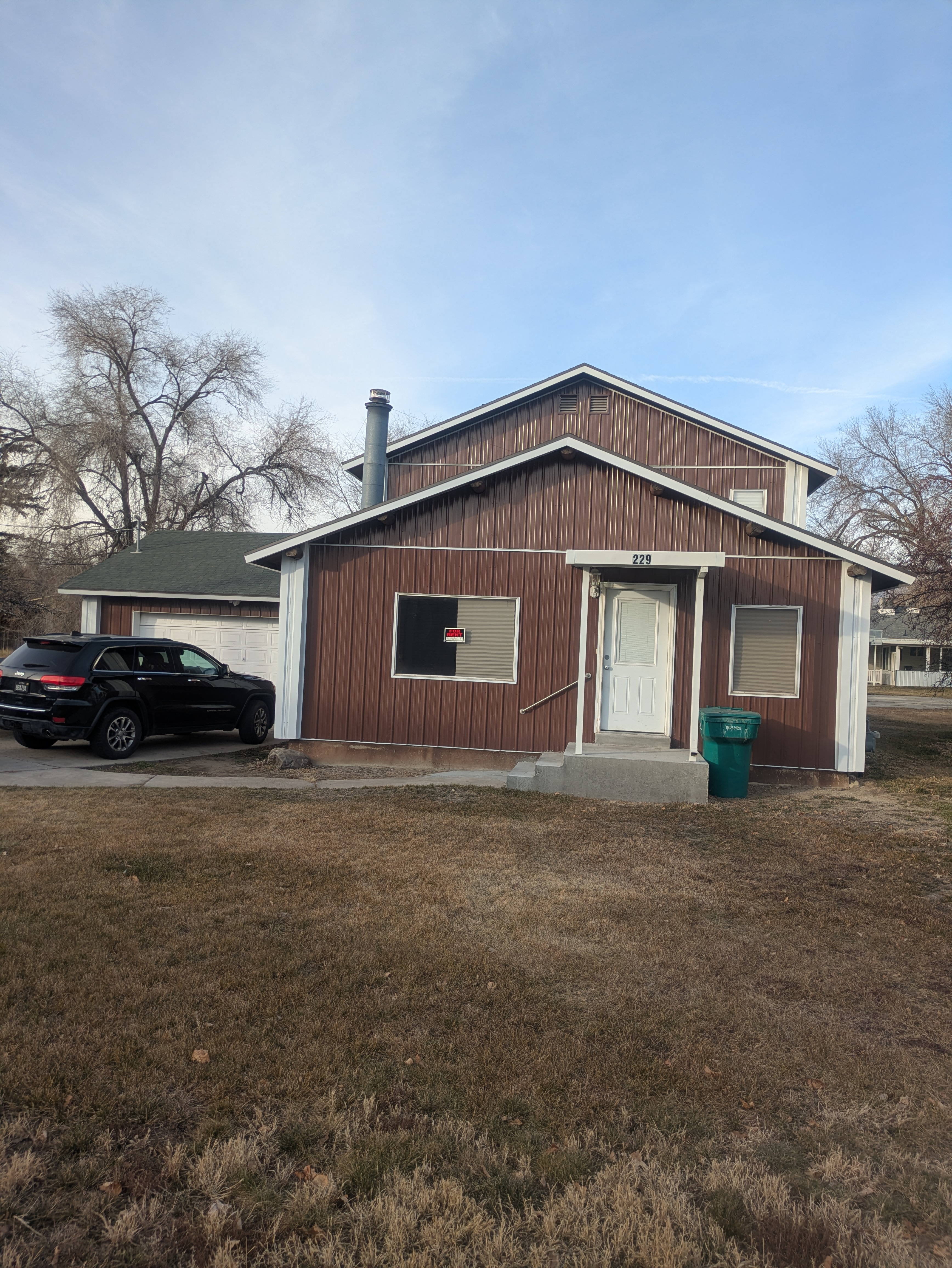 Lehi House: 229 E 900 N