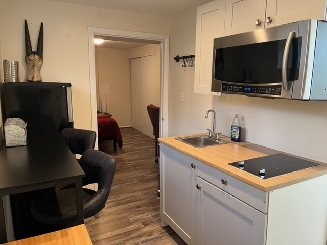 Salt Lake City In-Law/Basement: 3656 S Twinbrook St