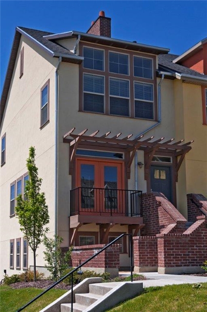 Draper Townhome: 430 W Long Creek Ln