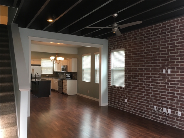 Kaysville Townhome: 420 N Main St