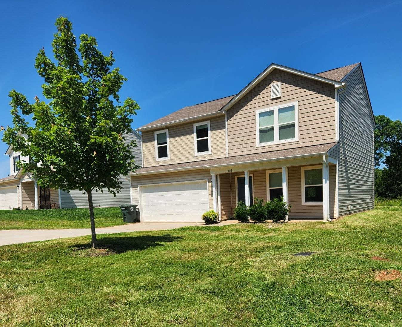 Newton House: 1542 Catskill Way