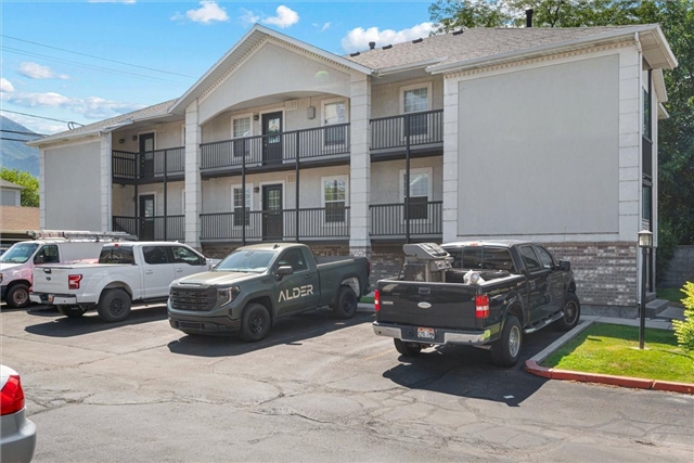 Provo Condo: 876 N 600 W