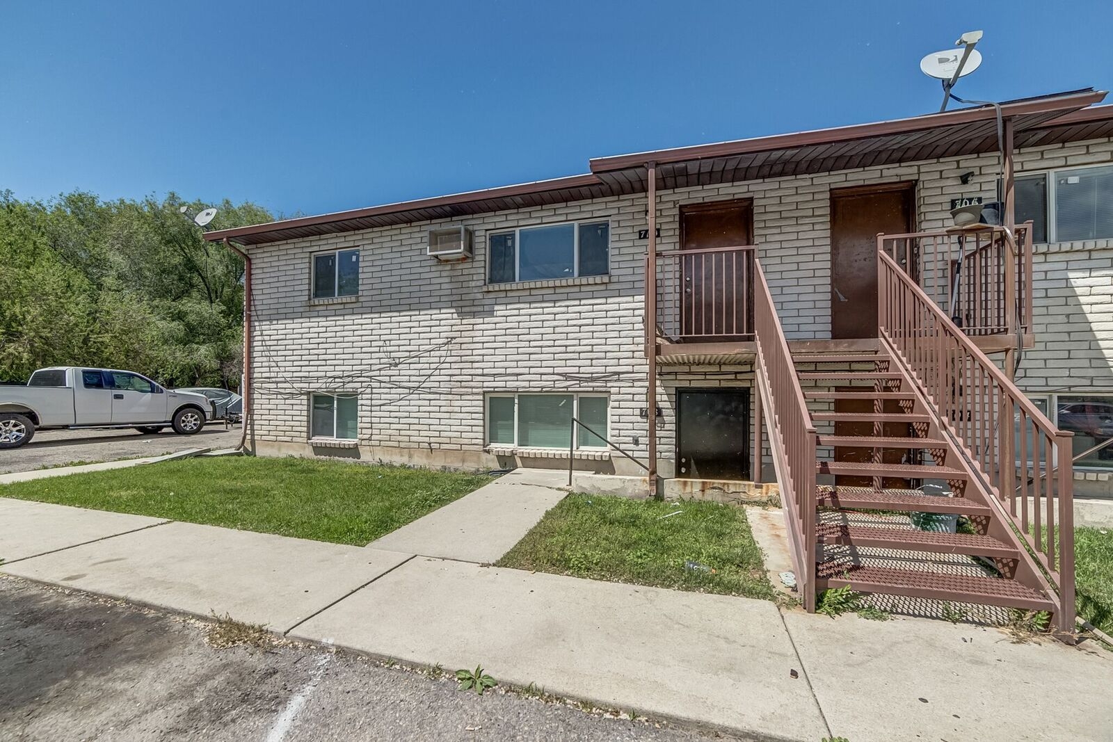 Provo Condo: 704 S 880 W