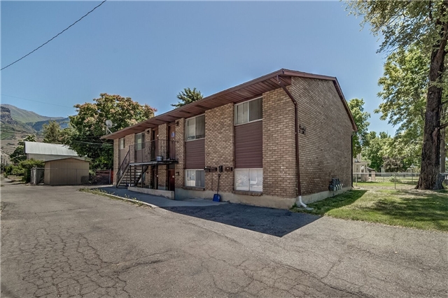 Provo Apartment: 351 S 400 E