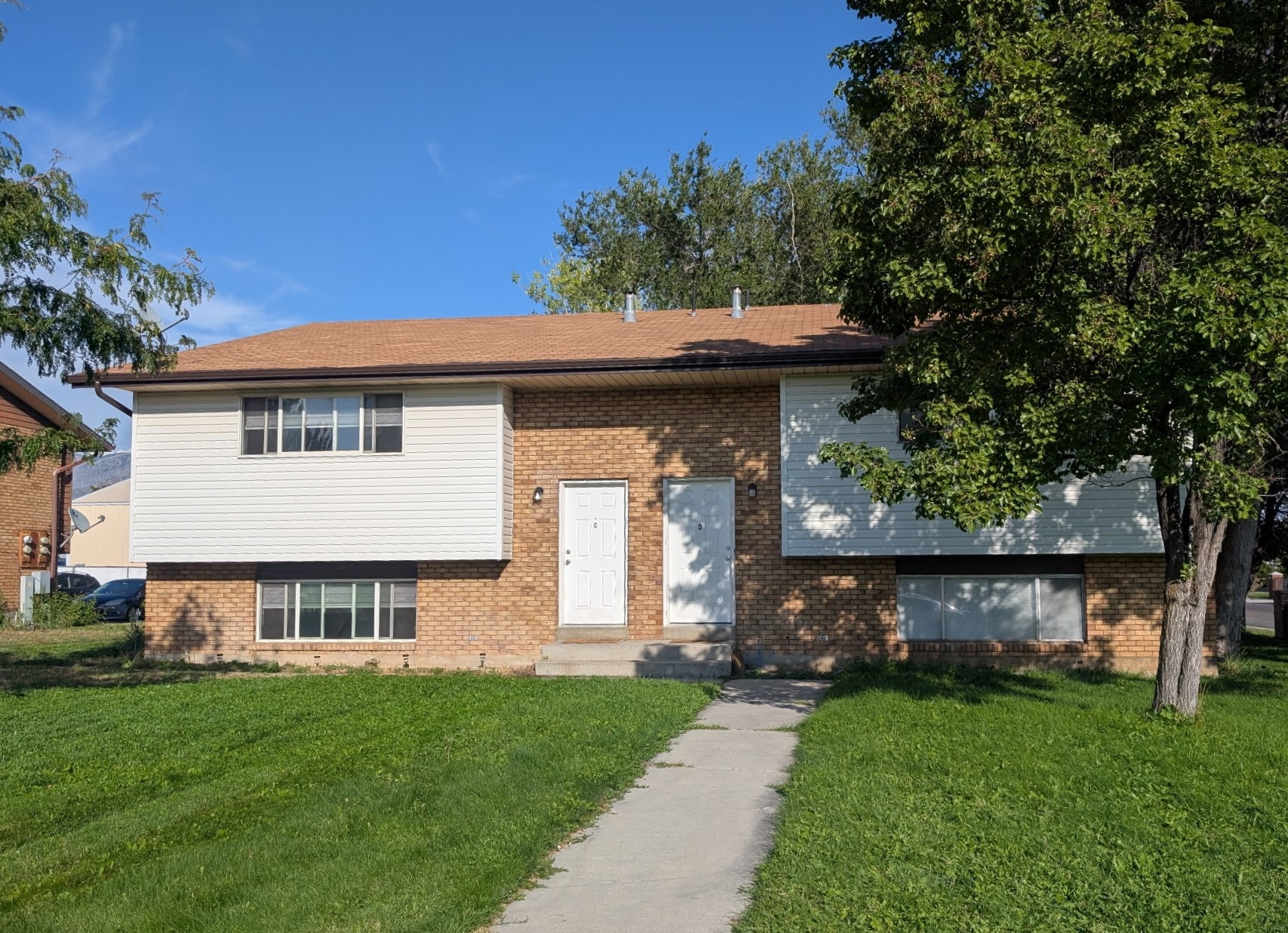 Lehi Multiplex: 1301 N 190 E