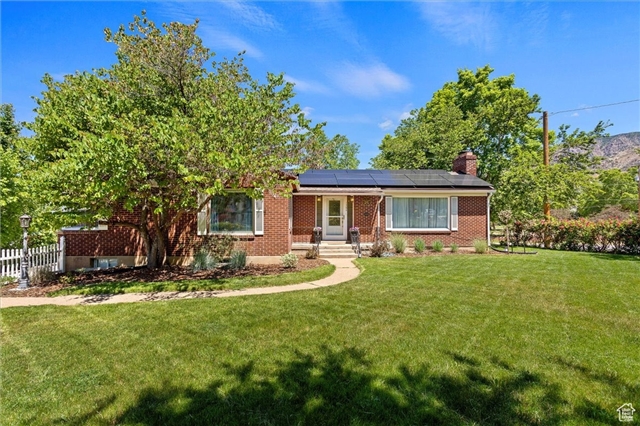 Ogden House: 1384 36th St