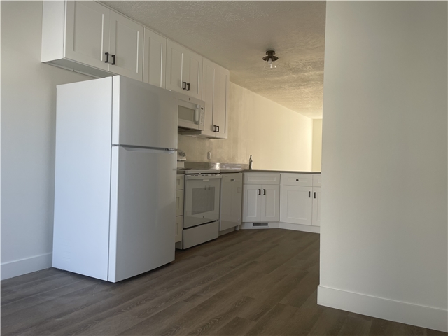 Logan Apartment: 1240 N 260 E