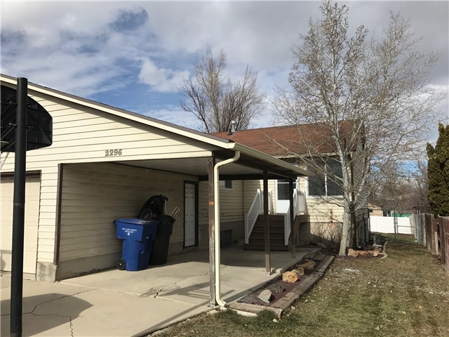 Salt Lake City House: 2296 W Bonniebrook Cir