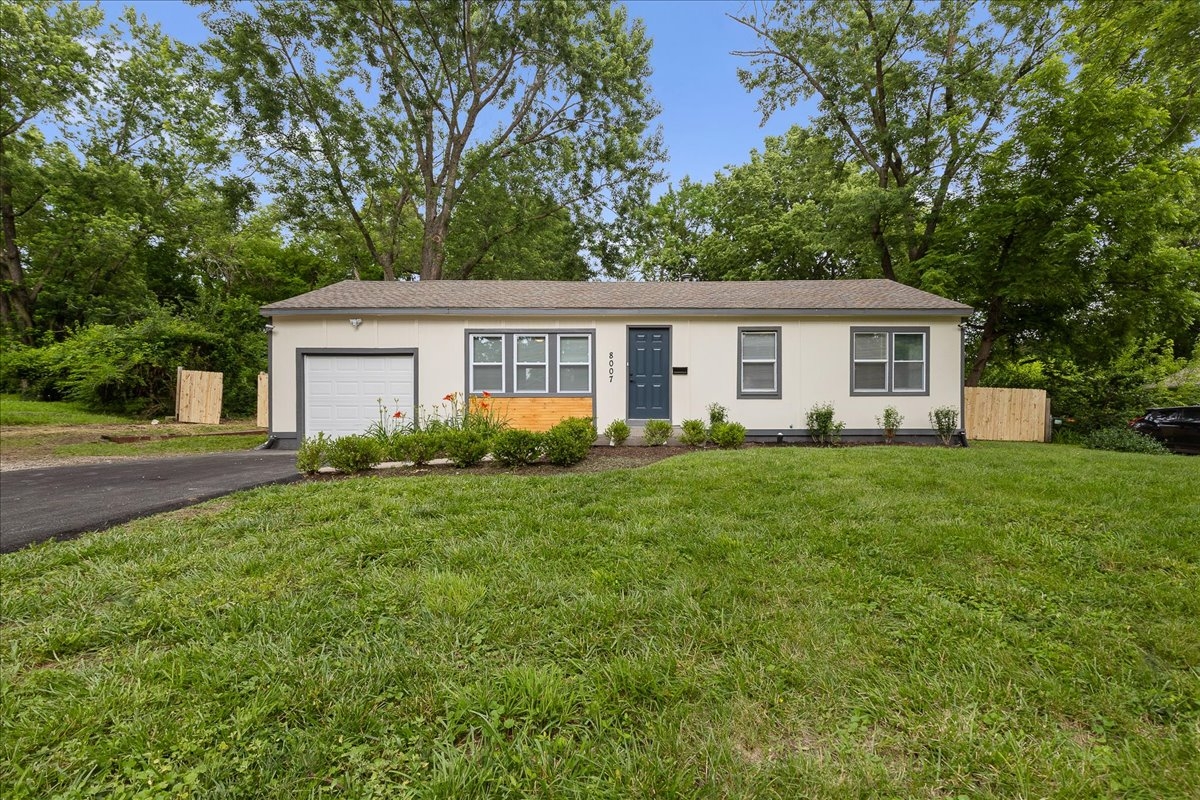 Kansas City House: 8007 Tennessee Ave