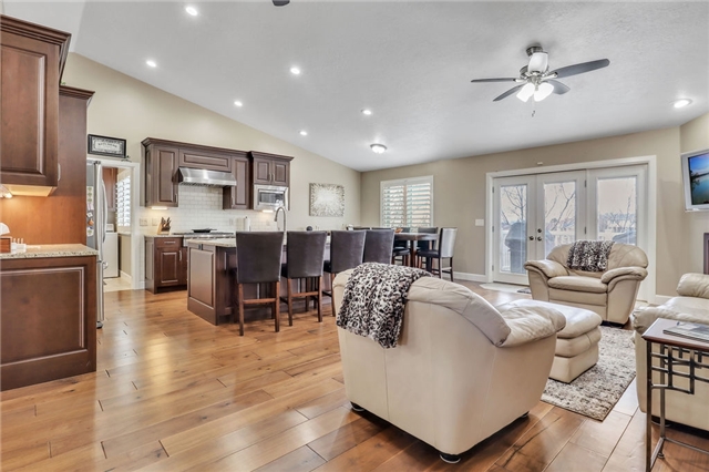 Layton Townhome: 1965 N 2450 E