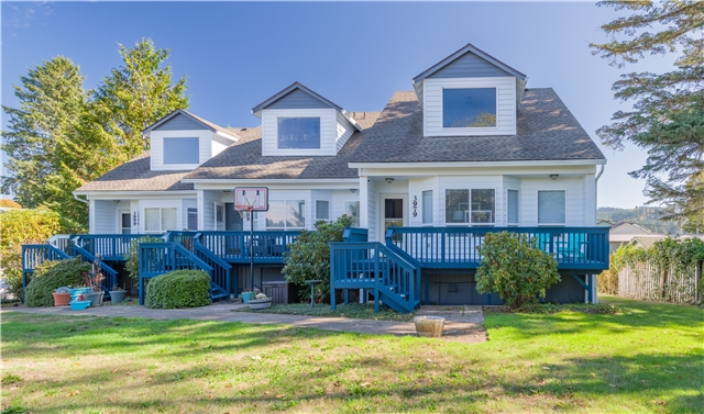 Neotsu Multiplex: 3979 NE Johns Ave