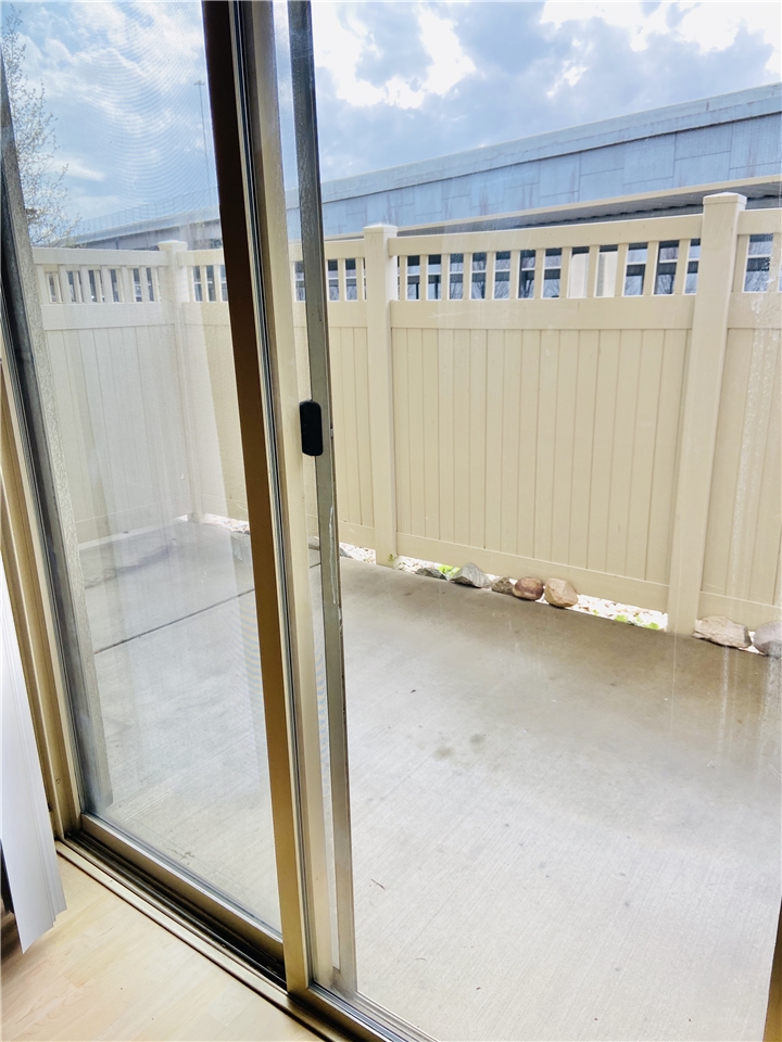 Bridges At Citifront Apartment For Rent At 650 W South