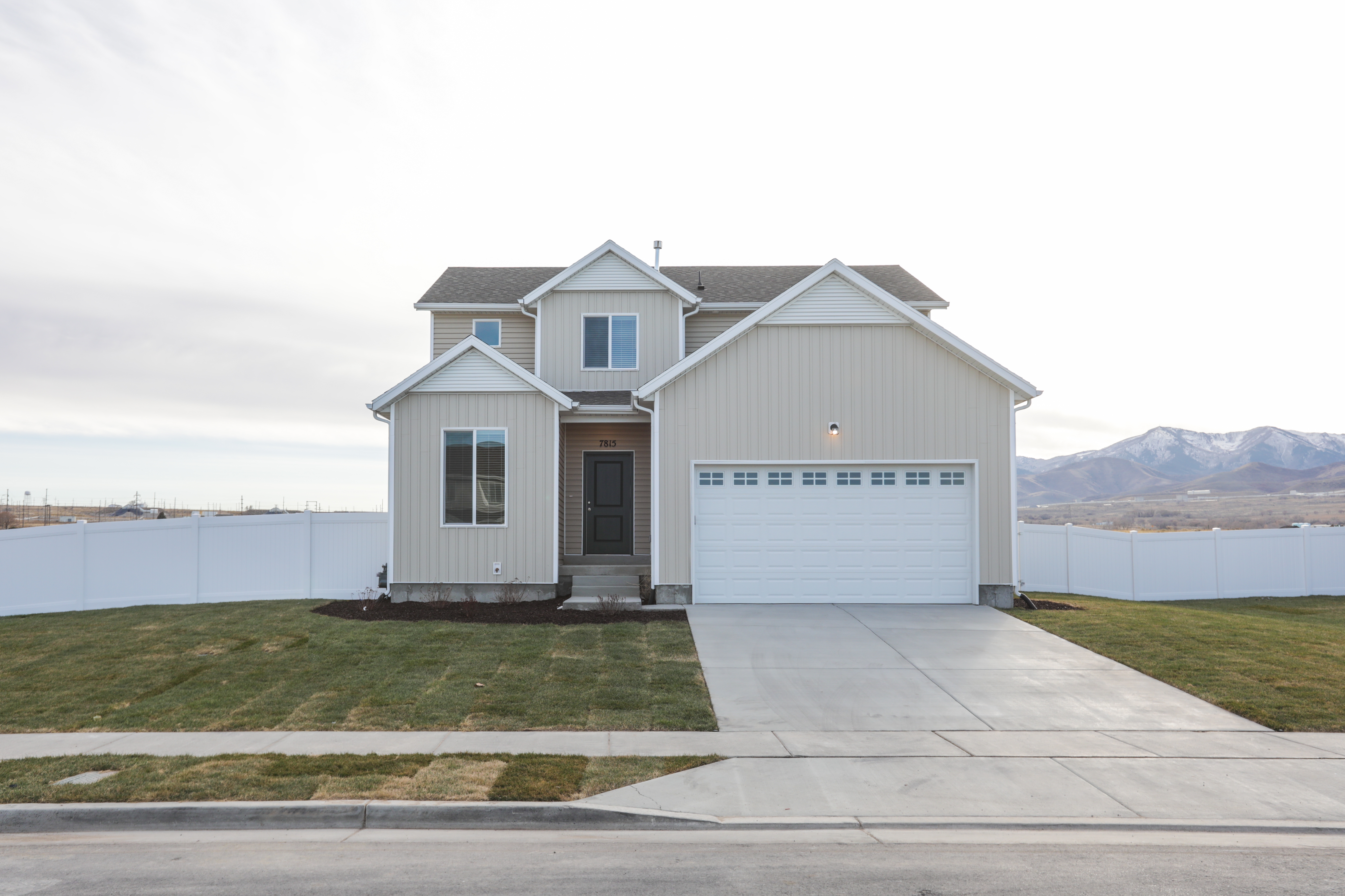 Magna House: 7797 W Bellfield Rd