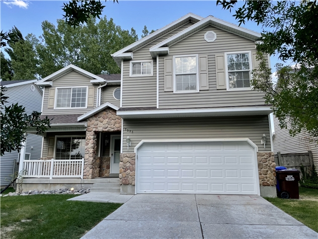 Eagle Mountain House: 7938 N Cochise Way