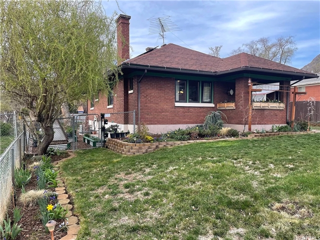 Ogden House: 1374 25th St