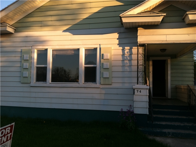 Logan House: 74 W 300 S