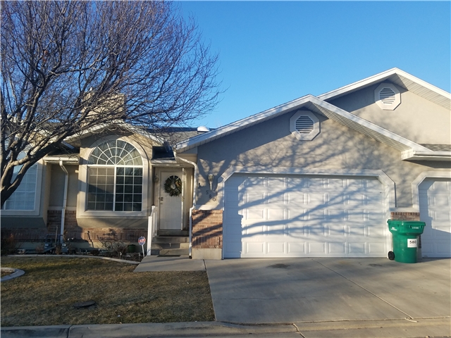 Orem Townhome: 580 W 760 N