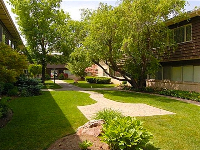 Salt Lake City Condo: 1100 East 2700 South