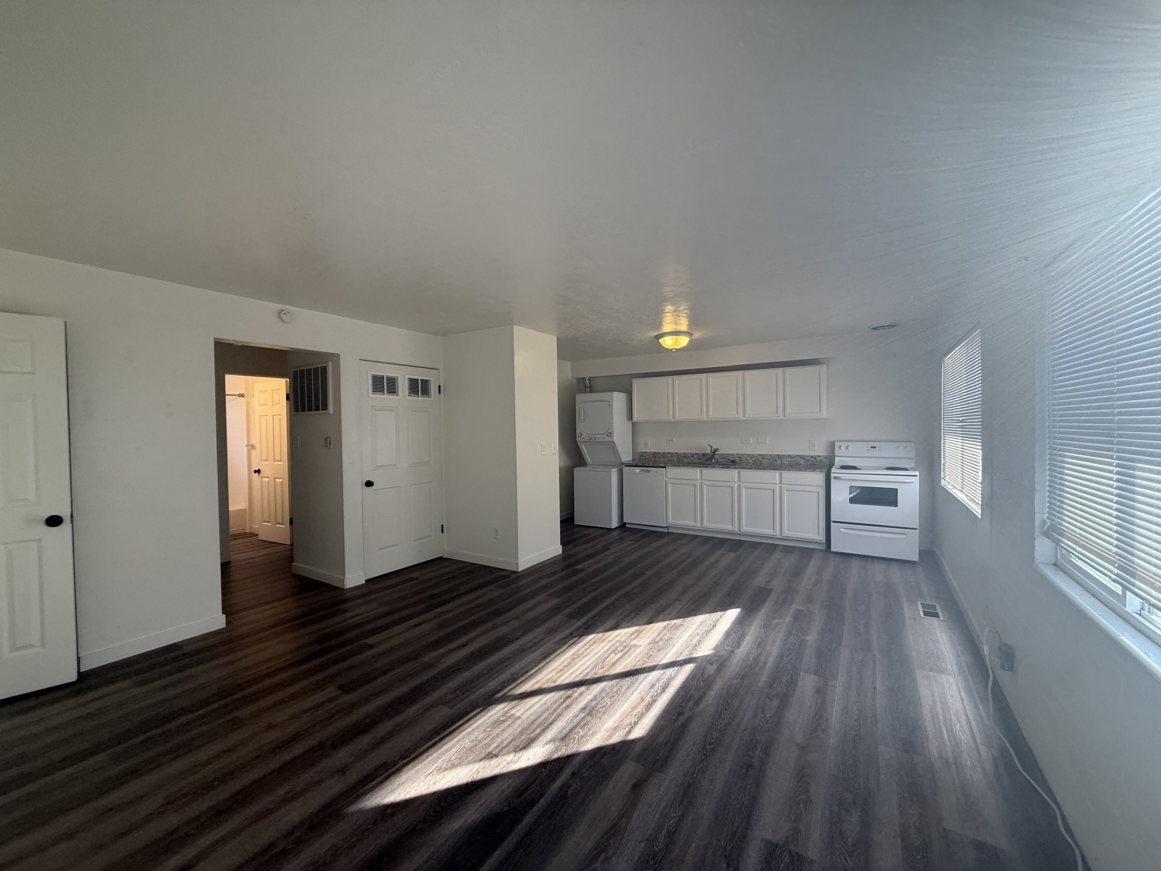 Salt Lake City Apartment: 860 E 500 S