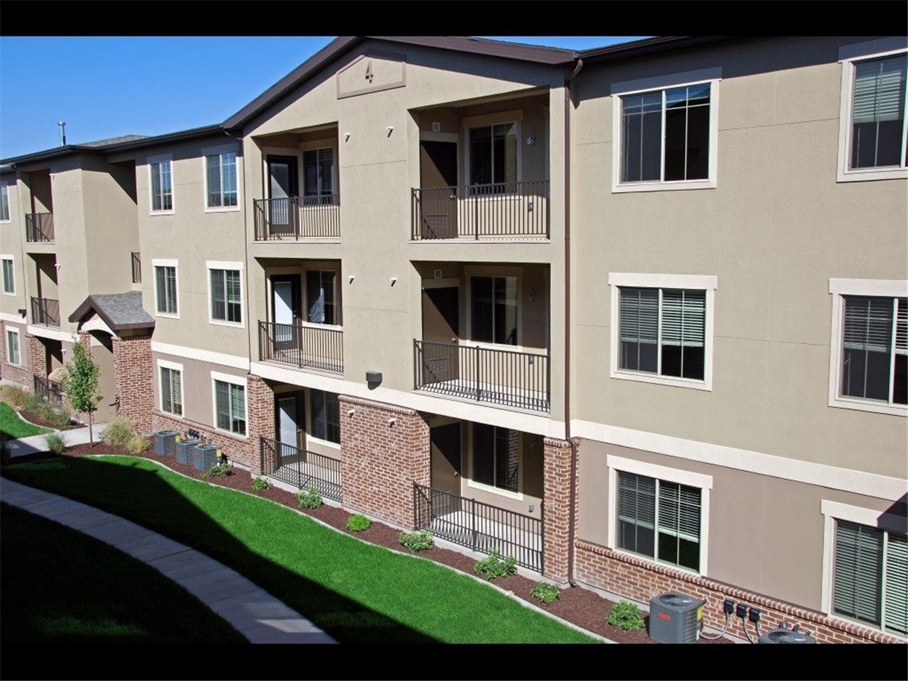 Brickstone Apartments Apartment for rent at 220 E 3300 S, Salt Lake