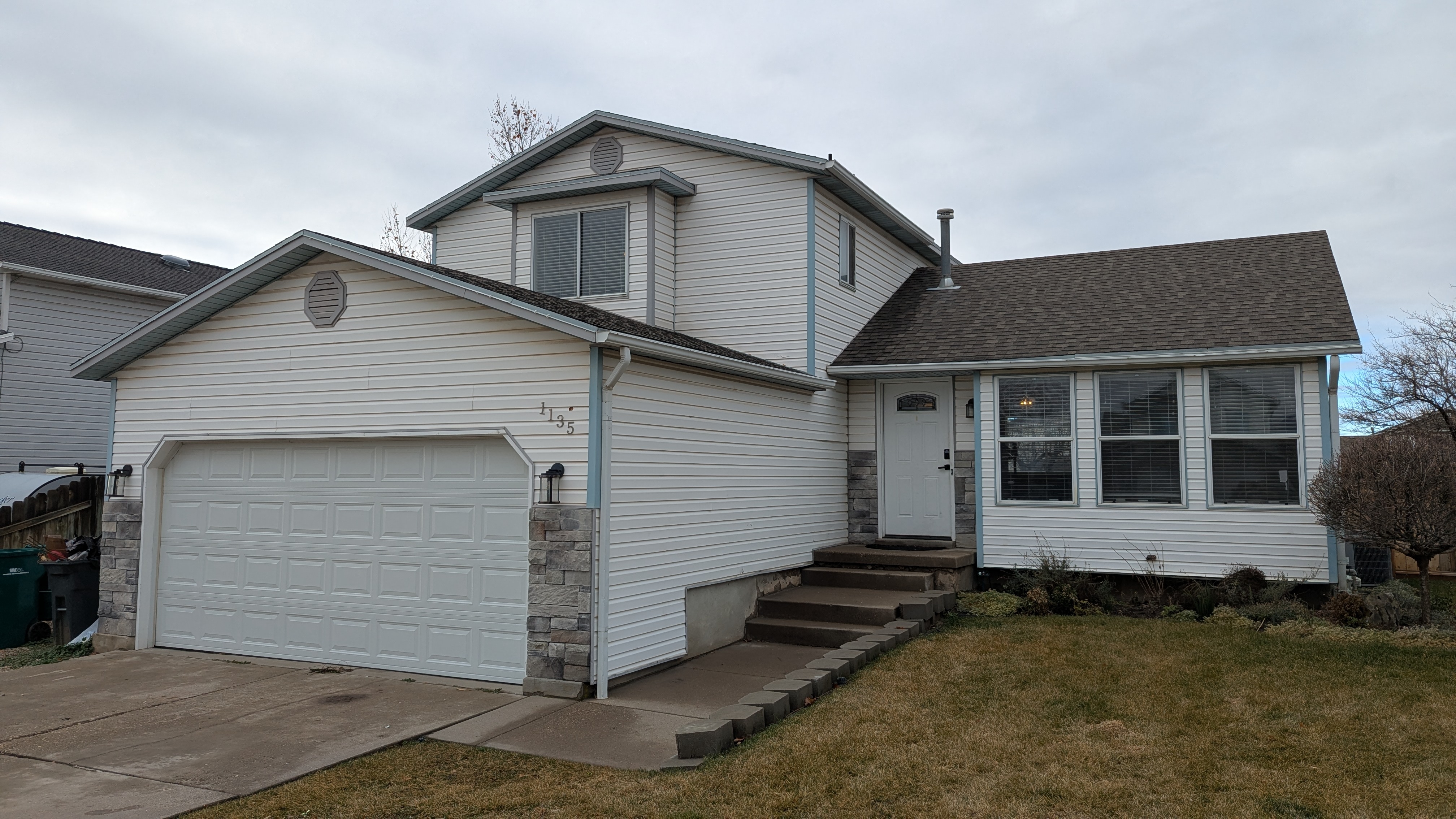 Layton House: 1135 Meadow Way Dr