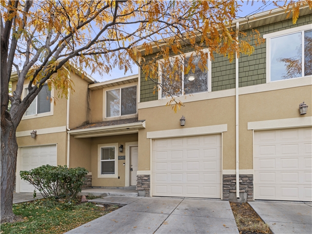 Herriman Townhome: 5047 W Rock Butte